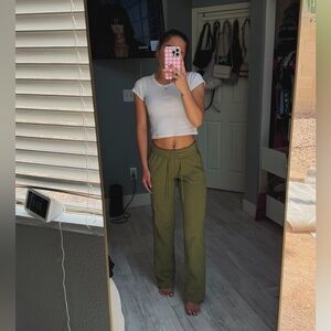 Lululemon Straight Leg Sweatpants